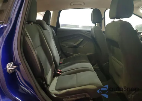 2016 Ford Escape S z USA, uszkodzony, nr VIN 1FMCU0F7XGUB20148